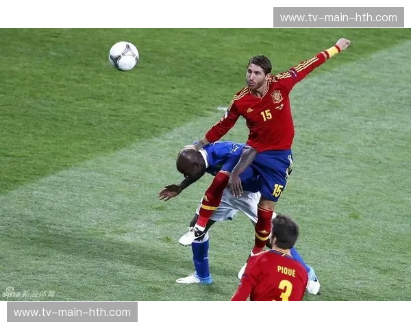 2012欧洲杯意大利vs西班牙：一场载入史册的对决，蓝色忧郁与斗牛士的巅峰碰撞